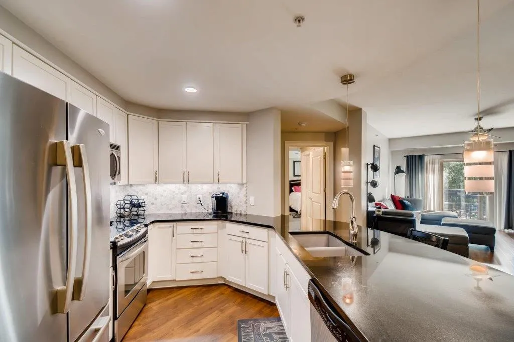 200 River Vista Drive Unit 235, Atlanta, Georgia 30339, 2 Bedrooms Bedrooms, ,2 BathroomsBathrooms,Residential,Sold,200 River Vista Drive Unit 235,6587006