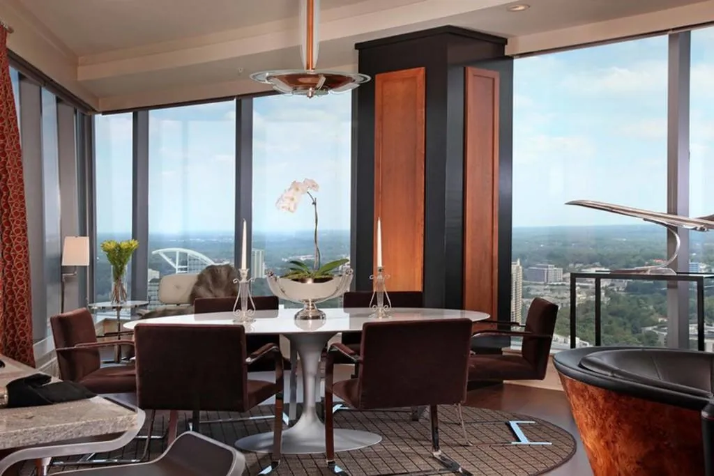 3344 Peachtree Road Ne Unit 3404, Atlanta, Georgia 30326, 2 Bedrooms Bedrooms, ,2 BathroomsBathrooms,Residential,Sold,3344 Peachtree Road Ne Unit 3404,5779358