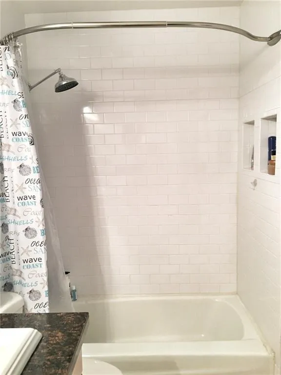 5400 Roswell Road Unit A1, Atlanta, Georgia 30342, 2 Bedrooms Bedrooms, ,1 BathroomBathrooms,Residential,Sold,5400 Roswell Road Unit A1,5822185