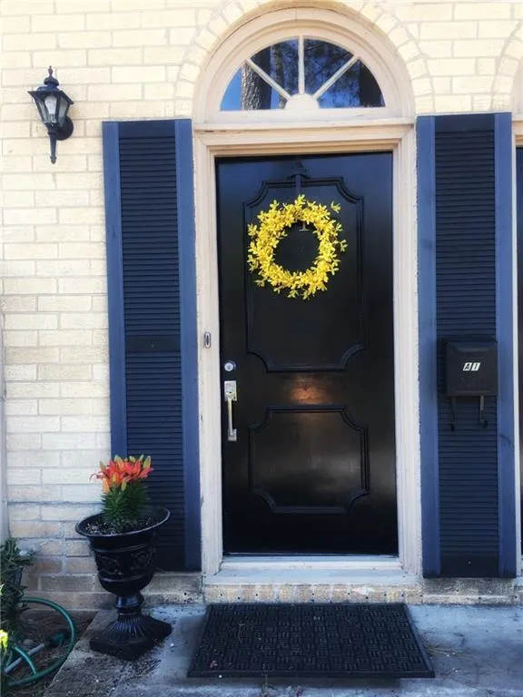 5400 Roswell Road Unit A1, Atlanta, Georgia 30342, 2 Bedrooms Bedrooms, ,1 BathroomBathrooms,Residential,Sold,5400 Roswell Road Unit A1,5822185