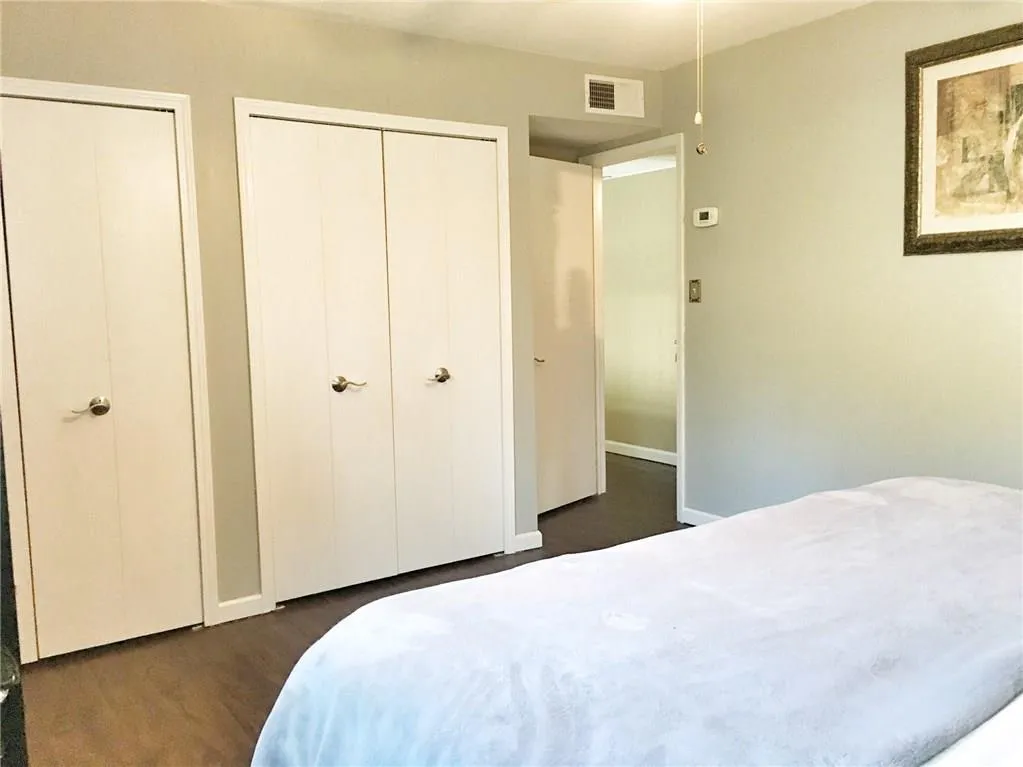 5400 Roswell Road Unit A1, Atlanta, Georgia 30342, 2 Bedrooms Bedrooms, ,1 BathroomBathrooms,Residential,Sold,5400 Roswell Road Unit A1,5822185