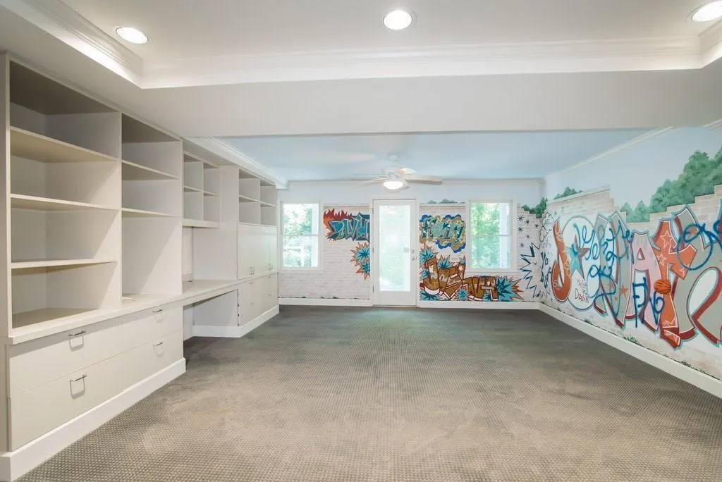 215 Gold Creek Court, Sandy Springs, Georgia 30350, 4 Bedrooms Bedrooms, ,3 BathroomsBathrooms,Residential,Sold,215 Gold Creek Court,6046074