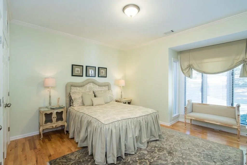 215 Gold Creek Court, Sandy Springs, Georgia 30350, 4 Bedrooms Bedrooms, ,3 BathroomsBathrooms,Residential,Sold,215 Gold Creek Court,6046074