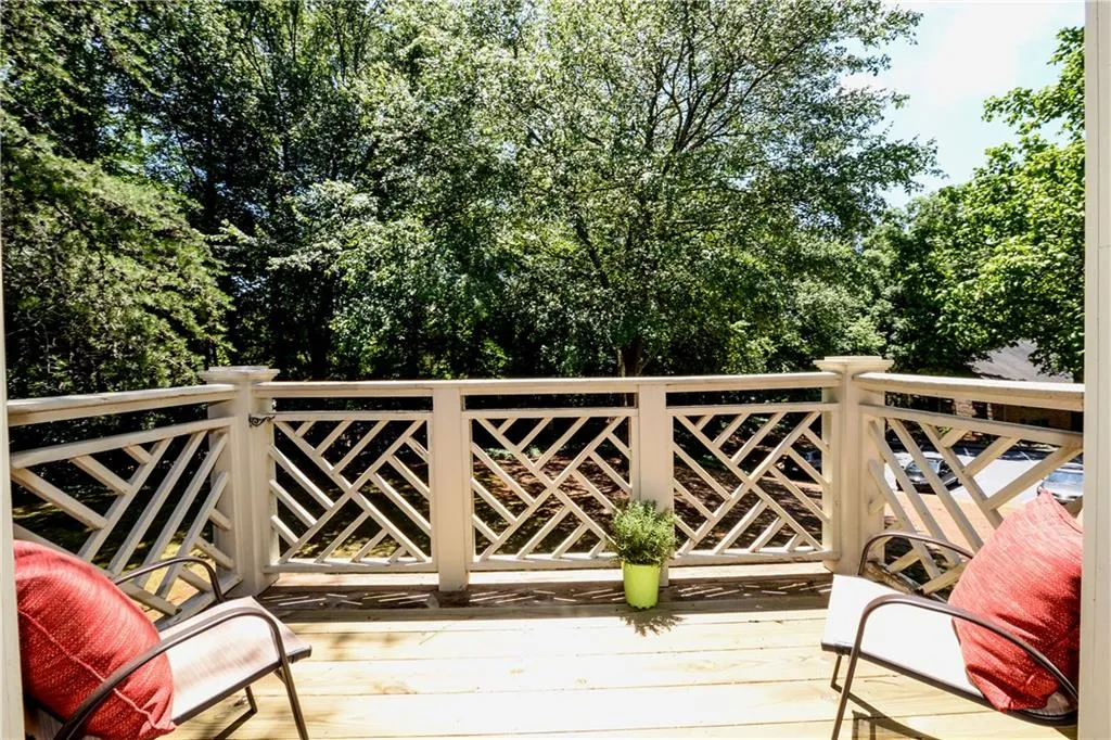 3650 Ashford Dunwoody Road Unit 426, Brookhaven, Georgia 30319, 2 Bedrooms Bedrooms, ,1 BathroomBathrooms,Residential,Sold,3650 Ashford Dunwoody Road Unit 426,5856446