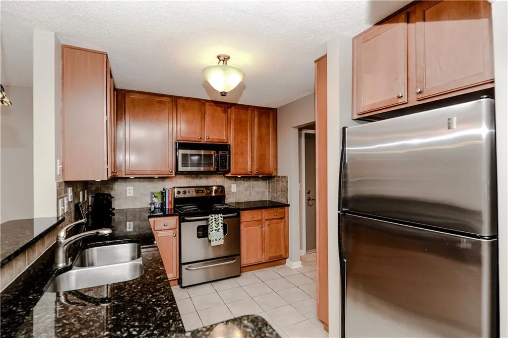 3650 Ashford Dunwoody Road Unit 426, Brookhaven, Georgia 30319, 2 Bedrooms Bedrooms, ,1 BathroomBathrooms,Residential,Sold,3650 Ashford Dunwoody Road Unit 426,5856446