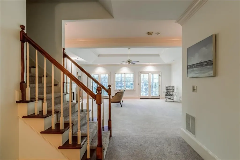 860 Marseilles Drive, Sandy Springs, Georgia 30327, 6 Bedrooms Bedrooms, ,5 BathroomsBathrooms,Residential,Sold,860 Marseilles Drive,5709737