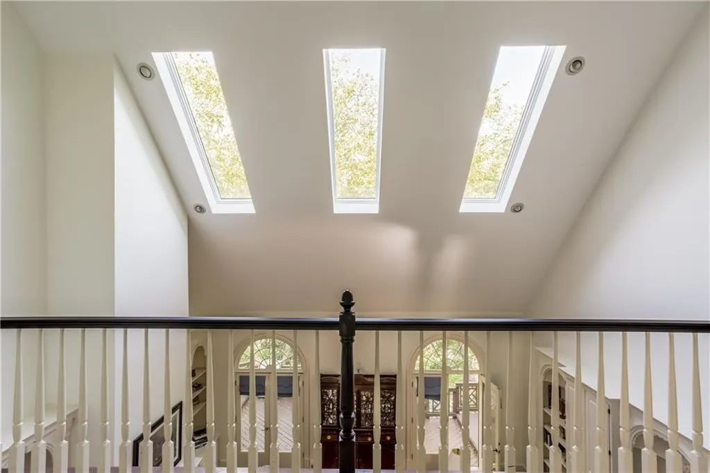 860 Marseilles Drive, Sandy Springs, Georgia 30327, 6 Bedrooms Bedrooms, ,5 BathroomsBathrooms,Residential,Sold,860 Marseilles Drive,5709737