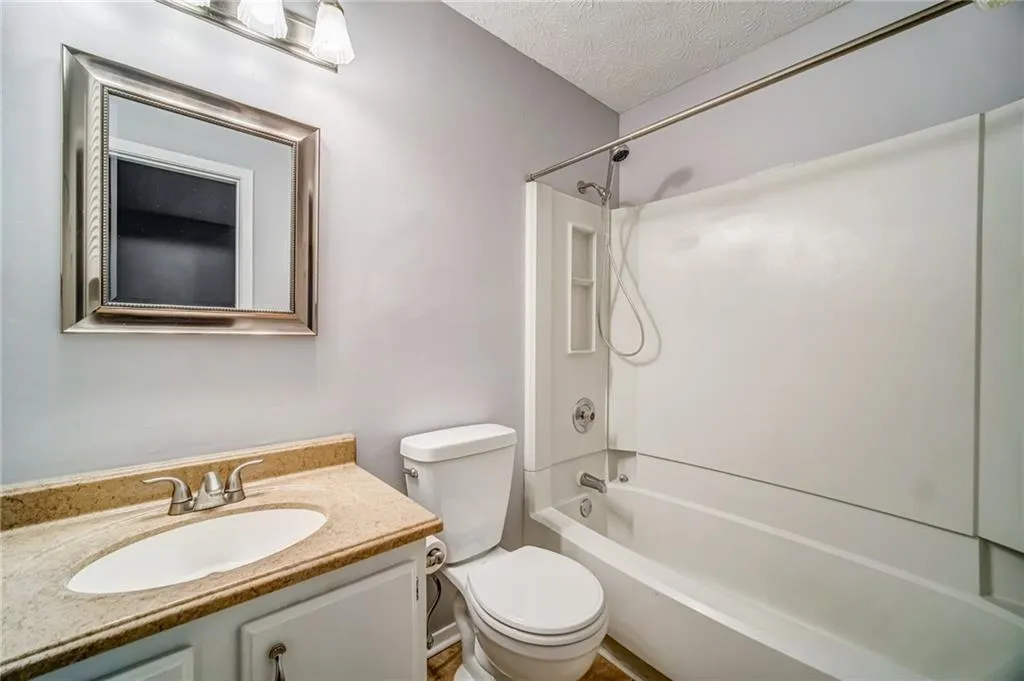 2906 Queen Anne Court, Sandy Springs, Georgia 30350, 2 Bedrooms Bedrooms, ,2 BathroomsBathrooms,Residential,Sold,2906 Queen Anne Court,6762291 2906 Queen Anne Court, Sandy Springs, Georgia 30350, 2 Bedrooms Bedrooms, ,2 BathroomsBathrooms,Residential,Sold,2906 Queen Anne Court,6762291