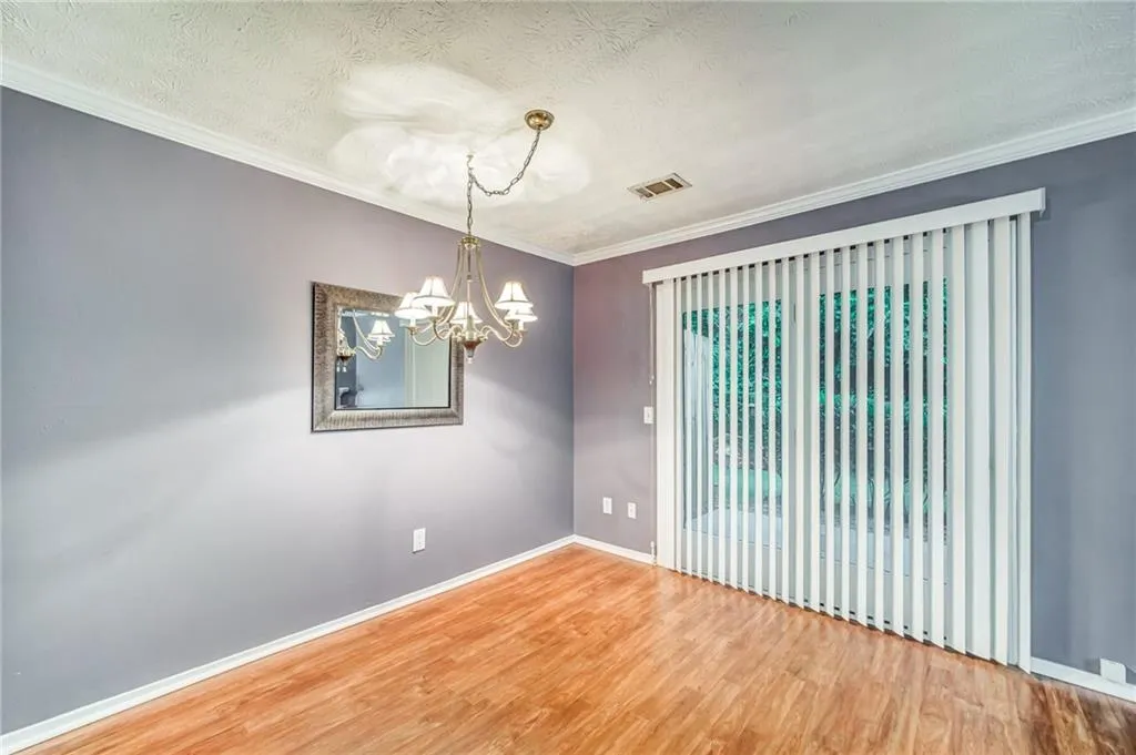 2906 Queen Anne Court, Sandy Springs, Georgia 30350, 2 Bedrooms Bedrooms, ,2 BathroomsBathrooms,Residential,Sold,2906 Queen Anne Court,6762291 2906 Queen Anne Court, Sandy Springs, Georgia 30350, 2 Bedrooms Bedrooms, ,2 BathroomsBathrooms,Residential,Sold,2906 Queen Anne Court,6762291