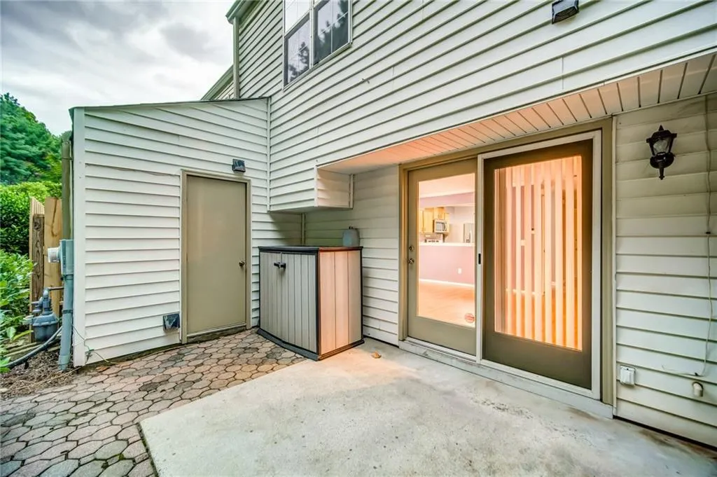 2906 Queen Anne Court, Sandy Springs, Georgia 30350, 2 Bedrooms Bedrooms, ,2 BathroomsBathrooms,Residential,Sold,2906 Queen Anne Court,6762291 2906 Queen Anne Court, Sandy Springs, Georgia 30350, 2 Bedrooms Bedrooms, ,2 BathroomsBathrooms,Residential,Sold,2906 Queen Anne Court,6762291