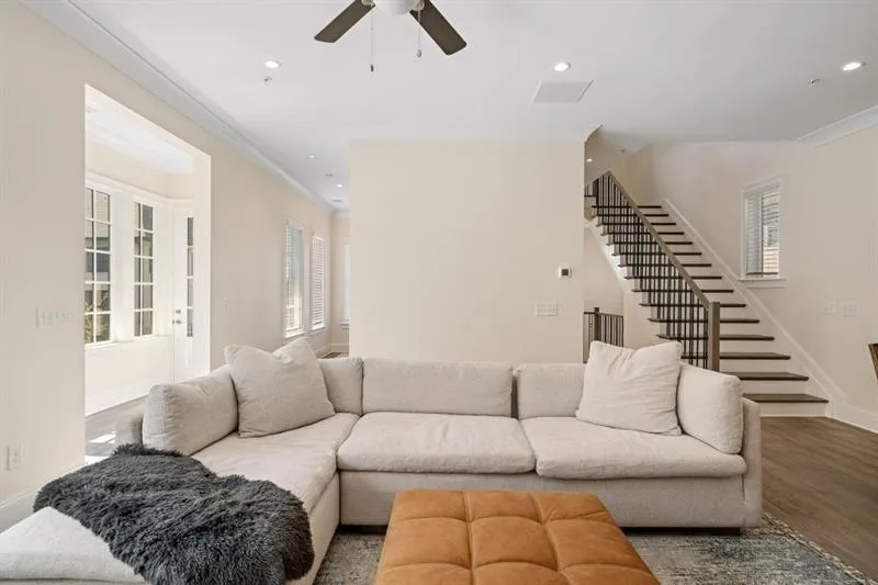 6656 Cadence Boulevard, Atlanta, Georgia 30328, 3 Bedrooms Bedrooms, ,3 BathroomsBathrooms,Residential,Sold,6656 Cadence Boulevard,7127743