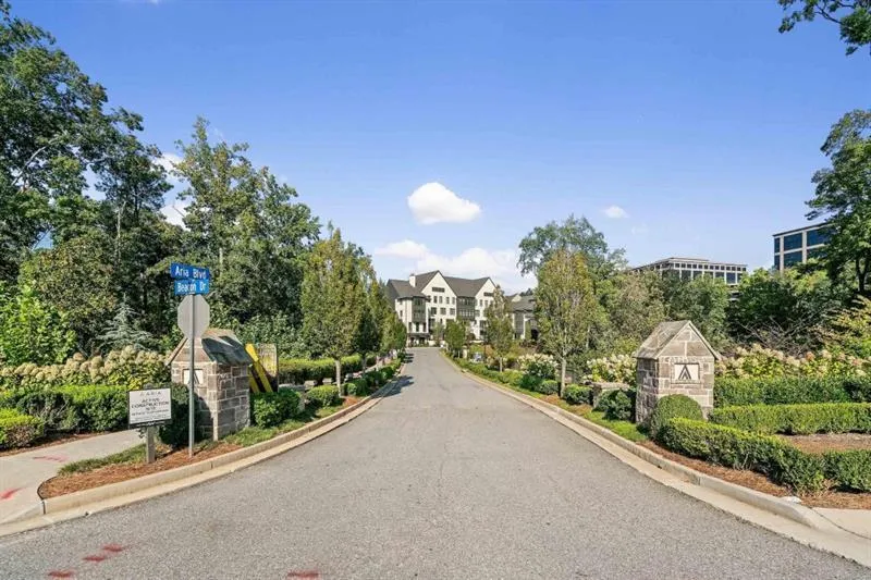 6656 Cadence Boulevard, Atlanta, Georgia 30328, 3 Bedrooms Bedrooms, ,3 BathroomsBathrooms,Residential,Sold,6656 Cadence Boulevard,7127743