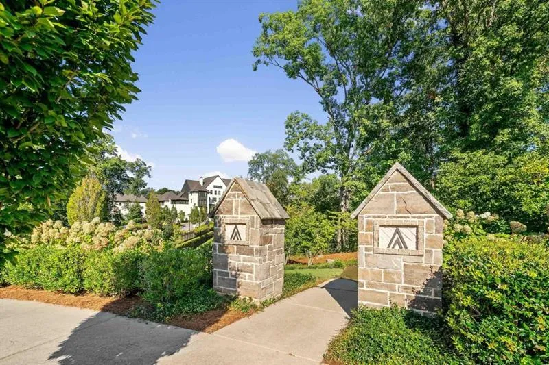 6656 Cadence Boulevard, Atlanta, Georgia 30328, 3 Bedrooms Bedrooms, ,3 BathroomsBathrooms,Residential,Sold,6656 Cadence Boulevard,7127743