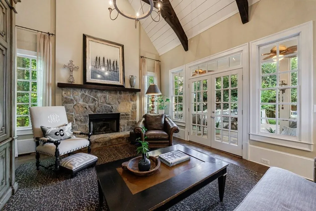 1412 Lanier Manor Ne, Atlanta, Georgia 30319, 5 Bedrooms Bedrooms, ,5 BathroomsBathrooms,Residential,For Sale,1412 Lanier Manor Ne,7605632