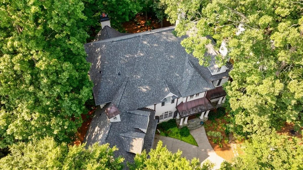 1412 Lanier Manor Ne, Atlanta, Georgia 30319, 5 Bedrooms Bedrooms, ,5 BathroomsBathrooms,Residential,For Sale,1412 Lanier Manor Ne,7605632