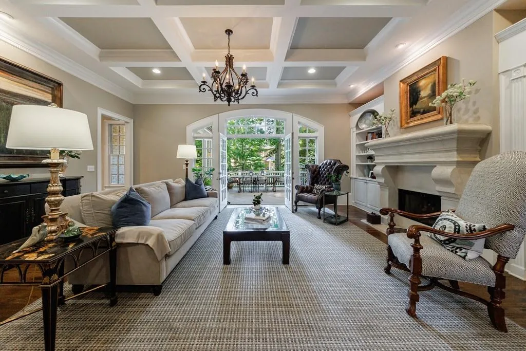 1412 Lanier Manor Ne, Atlanta, Georgia 30319, 5 Bedrooms Bedrooms, ,5 BathroomsBathrooms,Residential,For Sale,1412 Lanier Manor Ne,7605632