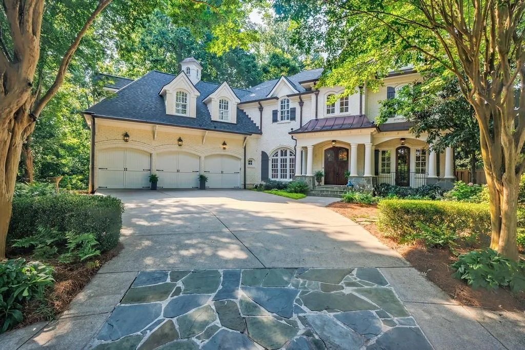 1412 Lanier Manor Ne, Atlanta, Georgia 30319, 5 Bedrooms Bedrooms, ,5 BathroomsBathrooms,Residential,For Sale,1412 Lanier Manor Ne,7605632