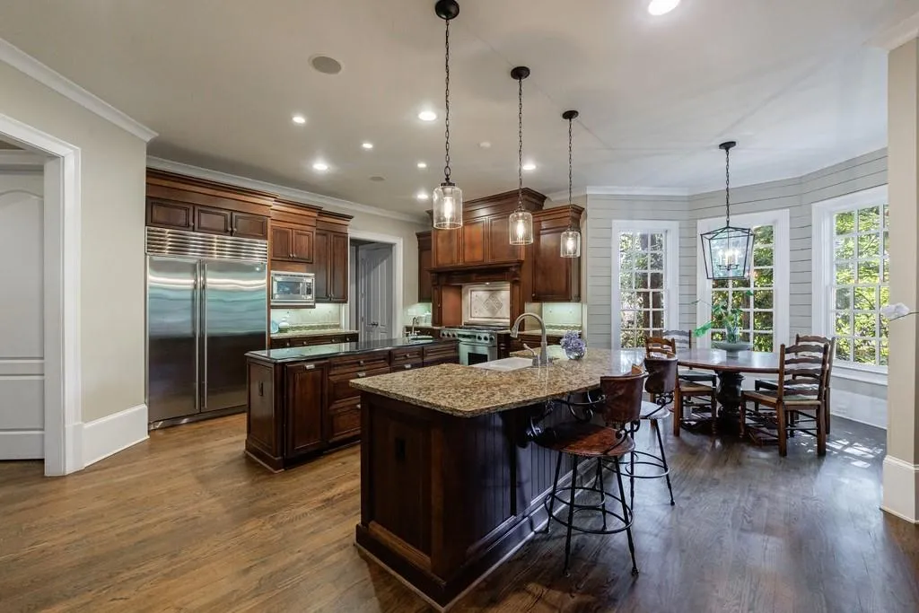 1412 Lanier Manor Ne, Atlanta, Georgia 30319, 5 Bedrooms Bedrooms, ,5 BathroomsBathrooms,Residential,For Sale,1412 Lanier Manor Ne,7605632