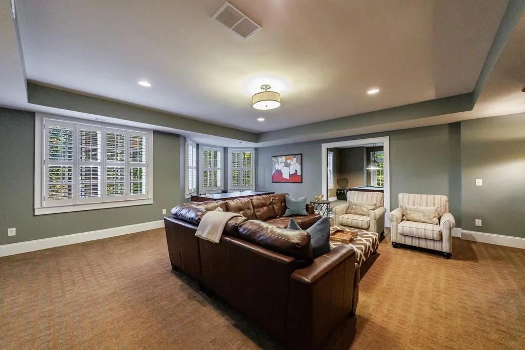 1412 Lanier Manor Ne, Atlanta, Georgia 30319, 5 Bedrooms Bedrooms, ,5 BathroomsBathrooms,Residential,For Sale,1412 Lanier Manor Ne,7605632