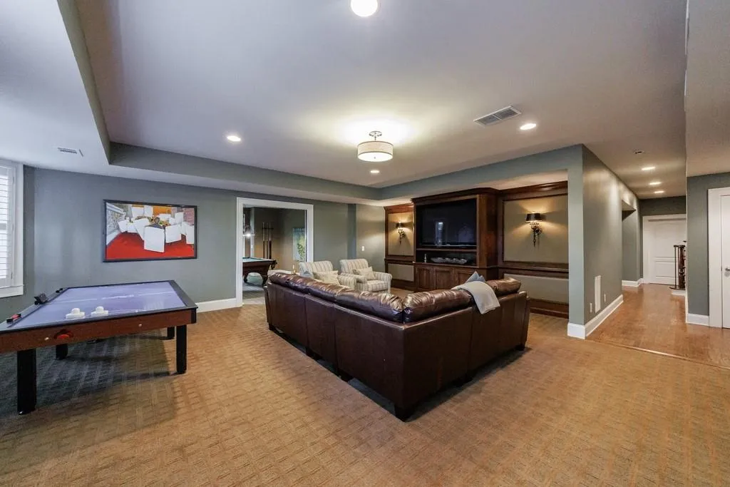 1412 Lanier Manor Ne, Atlanta, Georgia 30319, 5 Bedrooms Bedrooms, ,5 BathroomsBathrooms,Residential,For Sale,1412 Lanier Manor Ne,7605632