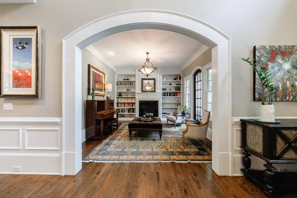 1412 Lanier Manor Ne, Atlanta, Georgia 30319, 5 Bedrooms Bedrooms, ,5 BathroomsBathrooms,Residential,For Sale,1412 Lanier Manor Ne,7605632