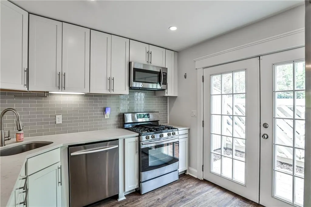 2302 Colonial Drive Ne, Brookhaven, Georgia 30319, 3 Bedrooms Bedrooms, 0 ,2 BathroomsBathrooms,Residential,For Sale,2302 Colonial Drive Ne,7729332