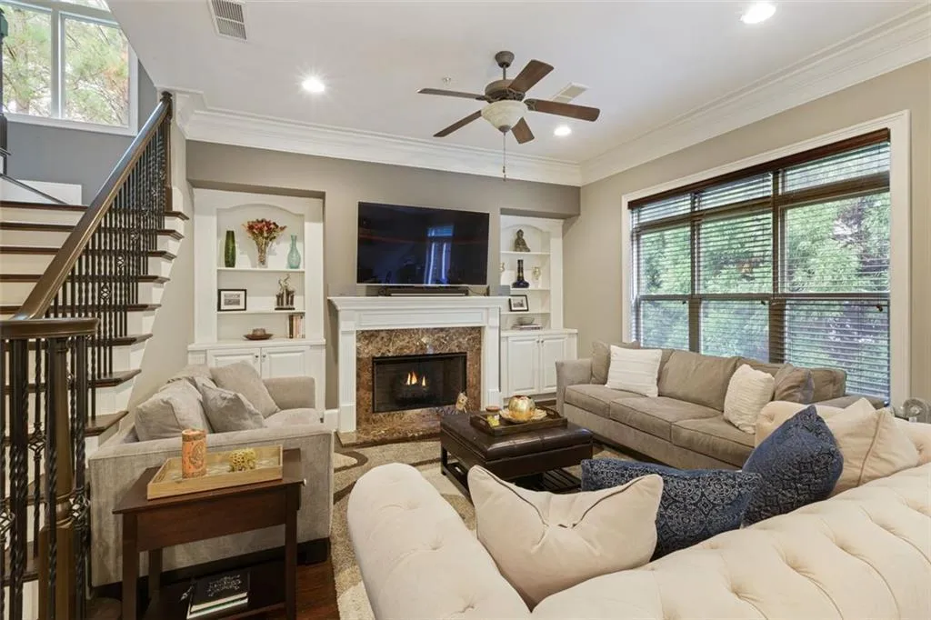 918 Boudreau Court, Sandy Springs, Georgia 30328, 4 Bedrooms Bedrooms, ,3 BathroomsBathrooms,Residential,Sold,918 Boudreau Court,6808448