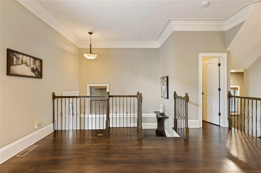 918 Boudreau Court, Sandy Springs, Georgia 30328, 4 Bedrooms Bedrooms, ,3 BathroomsBathrooms,Residential,Sold,918 Boudreau Court,6808448
