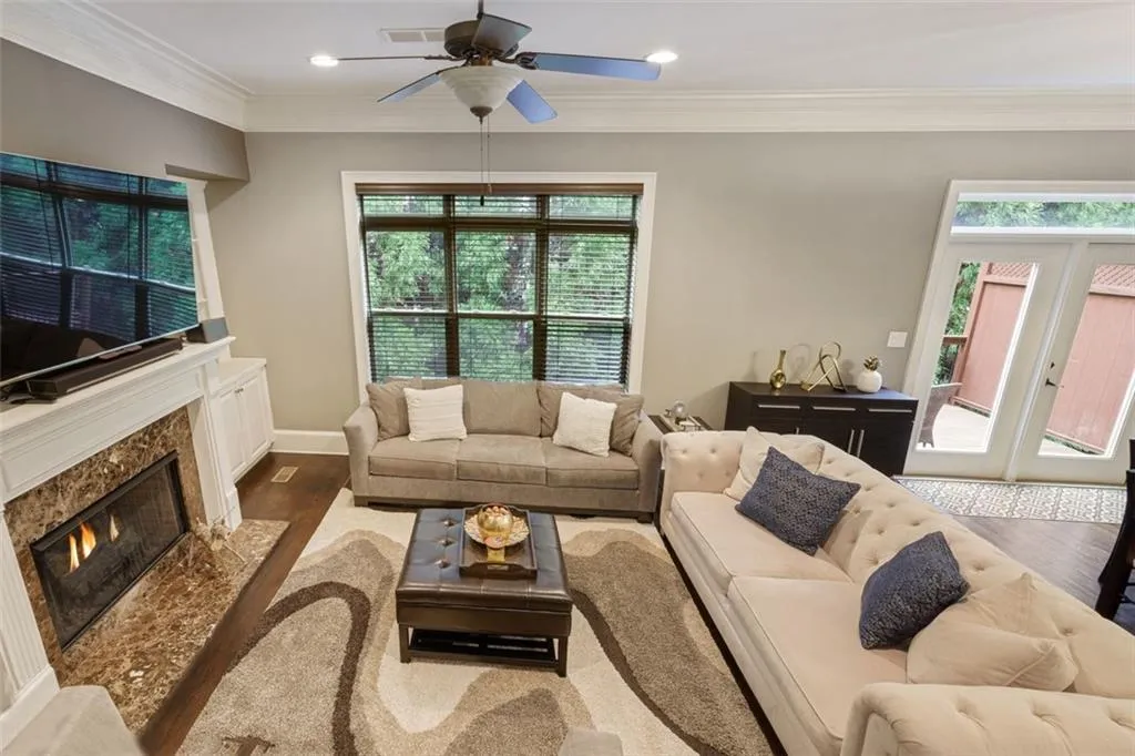 918 Boudreau Court, Sandy Springs, Georgia 30328, 4 Bedrooms Bedrooms, ,3 BathroomsBathrooms,Residential,Sold,918 Boudreau Court,6808448