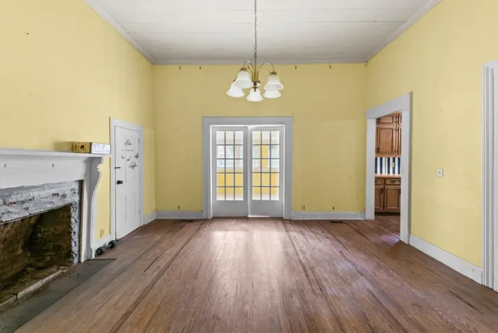 1170