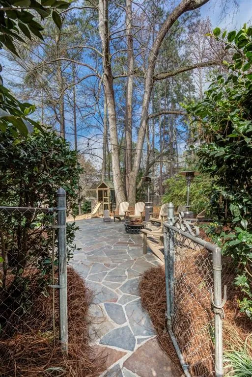 1230 Old Woodbine Road, Atlanta, Georgia 30319, 4 Bedrooms Bedrooms, ,2 BathroomsBathrooms,Residential,Sold,1230 Old Woodbine Road,6699246