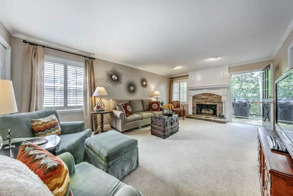 1230 Old Woodbine Road, Atlanta, Georgia 30319, 4 Bedrooms Bedrooms, ,2 BathroomsBathrooms,Residential,Sold,1230 Old Woodbine Road,6699246