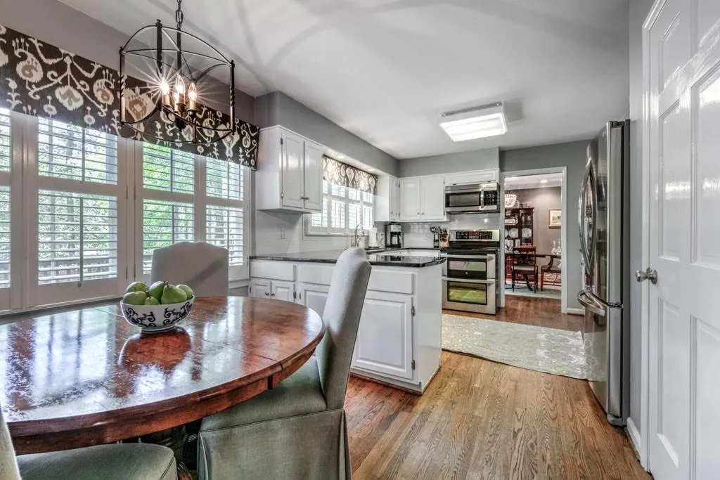 1230 Old Woodbine Road, Atlanta, Georgia 30319, 4 Bedrooms Bedrooms, ,2 BathroomsBathrooms,Residential,Sold,1230 Old Woodbine Road,6699246