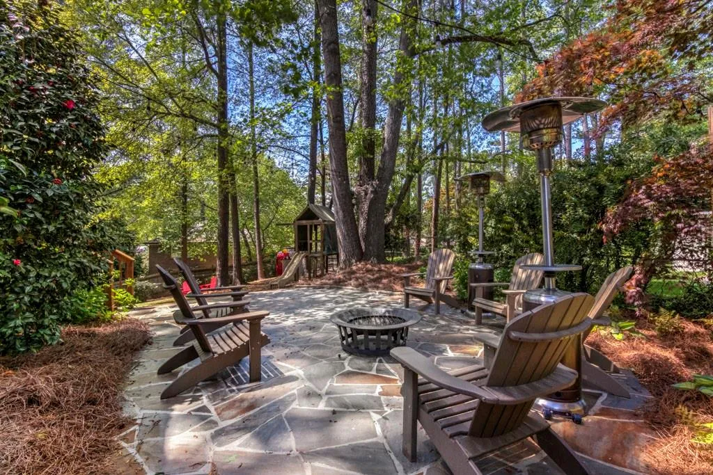 1230 Old Woodbine Road, Atlanta, Georgia 30319, 4 Bedrooms Bedrooms, ,2 BathroomsBathrooms,Residential,Sold,1230 Old Woodbine Road,6699246