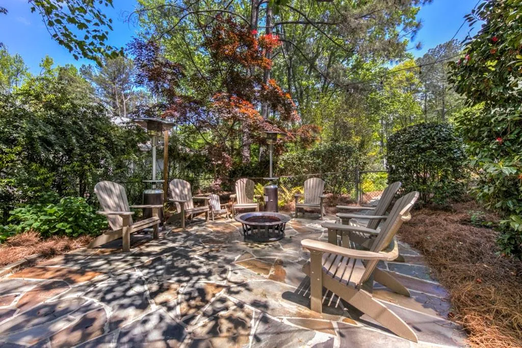 1230 Old Woodbine Road, Atlanta, Georgia 30319, 4 Bedrooms Bedrooms, ,2 BathroomsBathrooms,Residential,Sold,1230 Old Woodbine Road,6699246