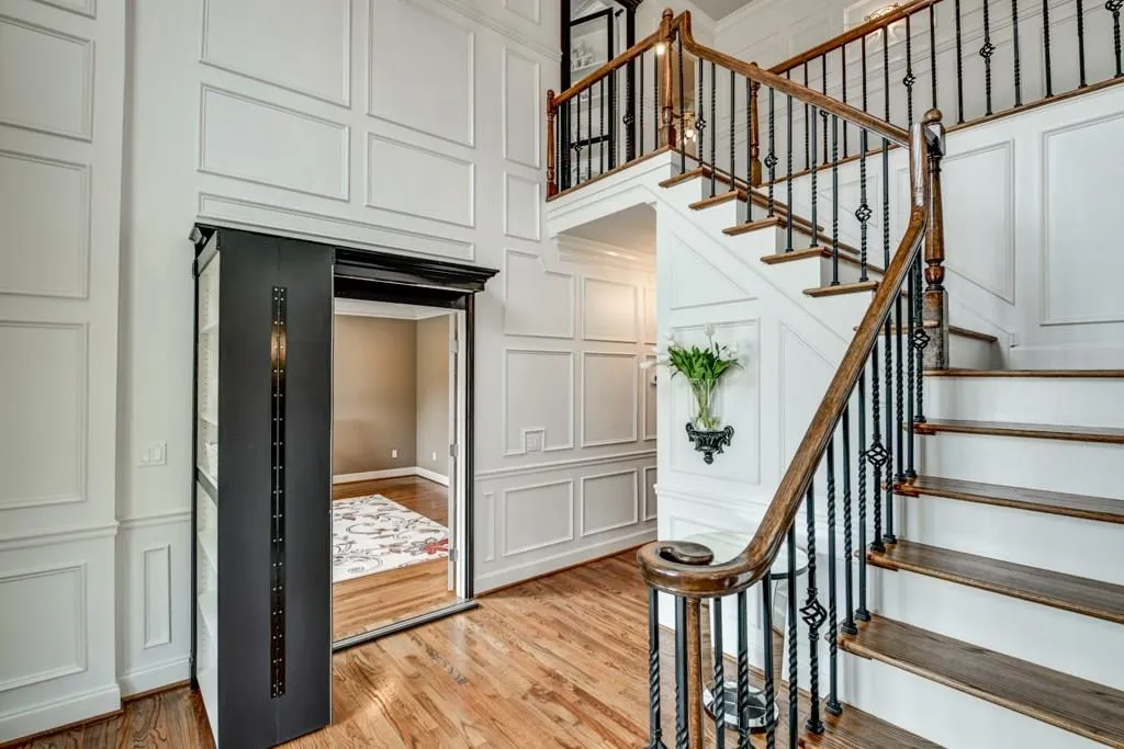 150 Inland Ridge Way, Atlanta, Georgia 30342, 6 Bedrooms Bedrooms, ,4 BathroomsBathrooms,Residential,Sold,150 Inland Ridge Way,5981154