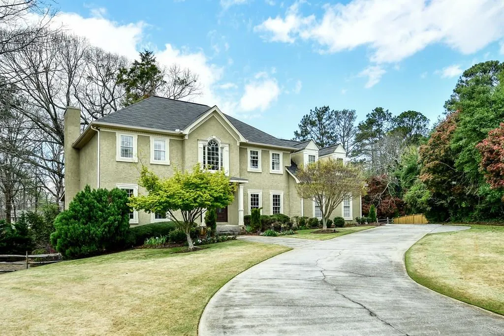 150 Inland Ridge Way, Atlanta, Georgia 30342, 6 Bedrooms Bedrooms, ,4 BathroomsBathrooms,Residential,Sold,150 Inland Ridge Way,5981154