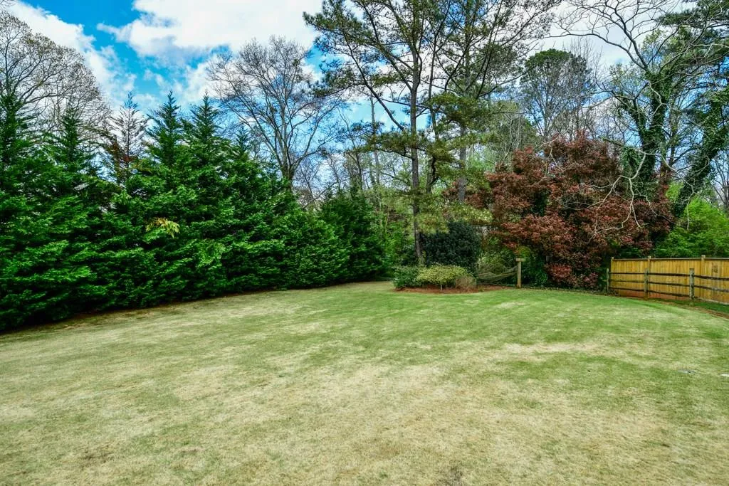 150 Inland Ridge Way, Atlanta, Georgia 30342, 6 Bedrooms Bedrooms, ,4 BathroomsBathrooms,Residential,Sold,150 Inland Ridge Way,5981154