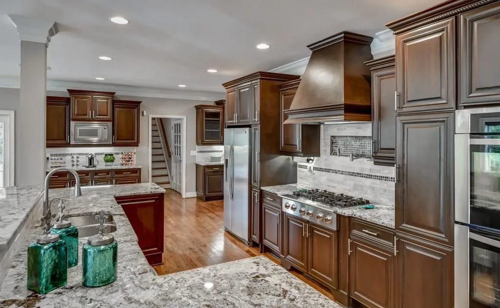 150 Inland Ridge Way, Atlanta, Georgia 30342, 6 Bedrooms Bedrooms, ,4 BathroomsBathrooms,Residential,Sold,150 Inland Ridge Way,5981154