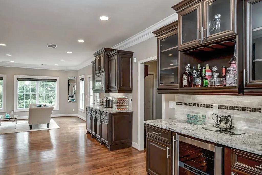 150 Inland Ridge Way, Atlanta, Georgia 30342, 6 Bedrooms Bedrooms, ,4 BathroomsBathrooms,Residential,Sold,150 Inland Ridge Way,5981154