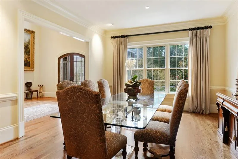 5980 Long Island Drive, Sandy Springs, Georgia 30328, 4 Bedrooms Bedrooms, ,4 BathroomsBathrooms,Residential,Sold,5980 Long Island Drive,6626835