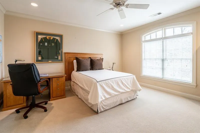 5980 Long Island Drive, Sandy Springs, Georgia 30328, 4 Bedrooms Bedrooms, ,4 BathroomsBathrooms,Residential,Sold,5980 Long Island Drive,6626835