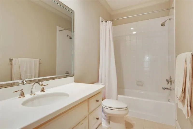 5980 Long Island Drive, Sandy Springs, Georgia 30328, 4 Bedrooms Bedrooms, ,4 BathroomsBathrooms,Residential,Sold,5980 Long Island Drive,6626835