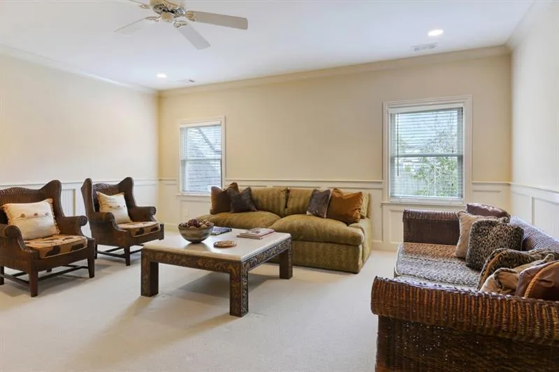 5980 Long Island Drive, Sandy Springs, Georgia 30328, 4 Bedrooms Bedrooms, ,4 BathroomsBathrooms,Residential,Sold,5980 Long Island Drive,6626835