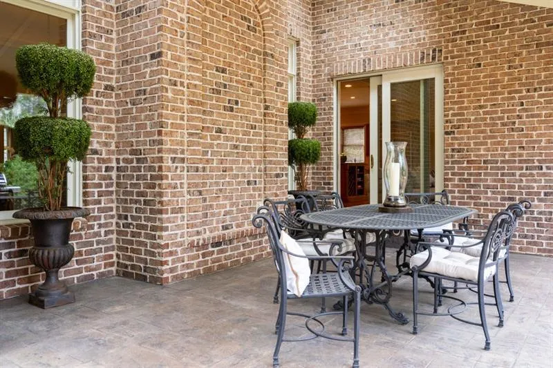 5980 Long Island Drive, Sandy Springs, Georgia 30328, 4 Bedrooms Bedrooms, ,4 BathroomsBathrooms,Residential,Sold,5980 Long Island Drive,6626835