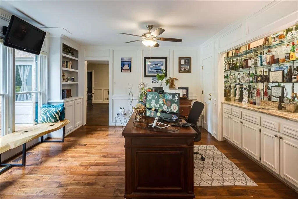 8220 Tynecastle Drive, Sandy Springs, Georgia 30350, 5 Bedrooms Bedrooms, ,4 BathroomsBathrooms,Residential,Sold,8220 Tynecastle Drive,7268284