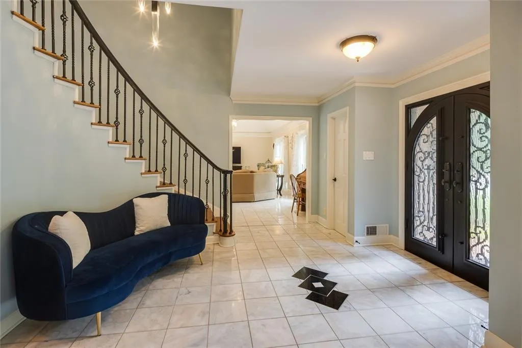 8220 Tynecastle Drive, Sandy Springs, Georgia 30350, 5 Bedrooms Bedrooms, ,4 BathroomsBathrooms,Residential,Sold,8220 Tynecastle Drive,7268284