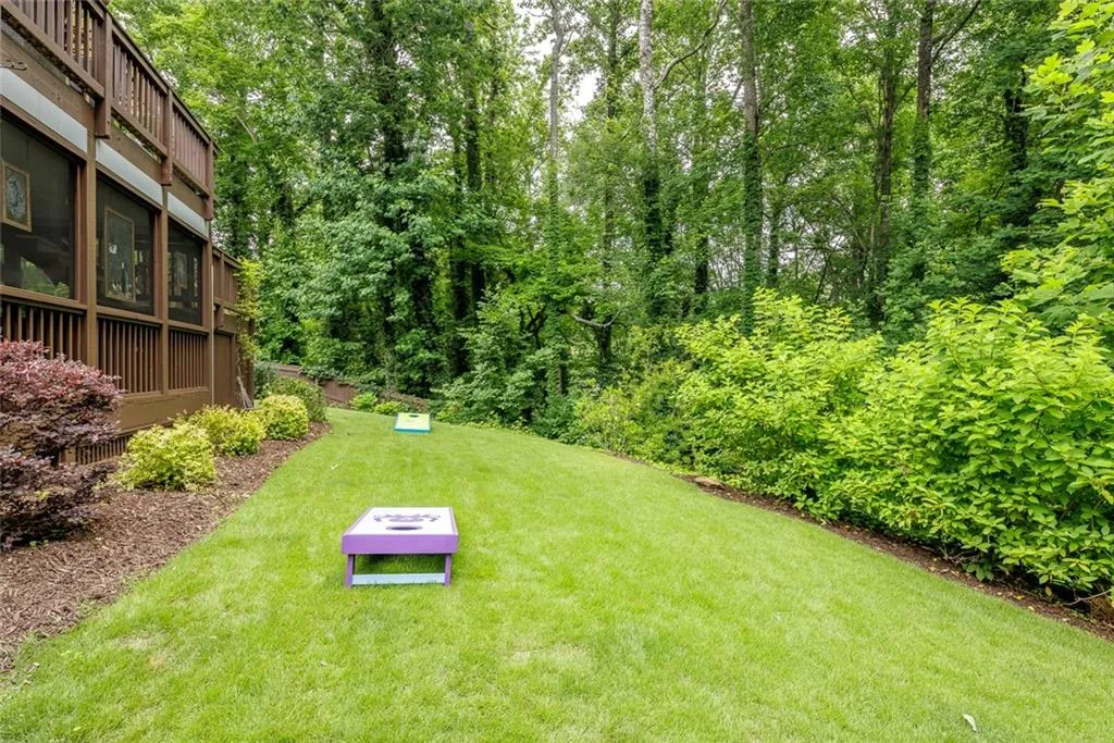 8220 Tynecastle Drive, Sandy Springs, Georgia 30350, 5 Bedrooms Bedrooms, ,4 BathroomsBathrooms,Residential,Sold,8220 Tynecastle Drive,7268284