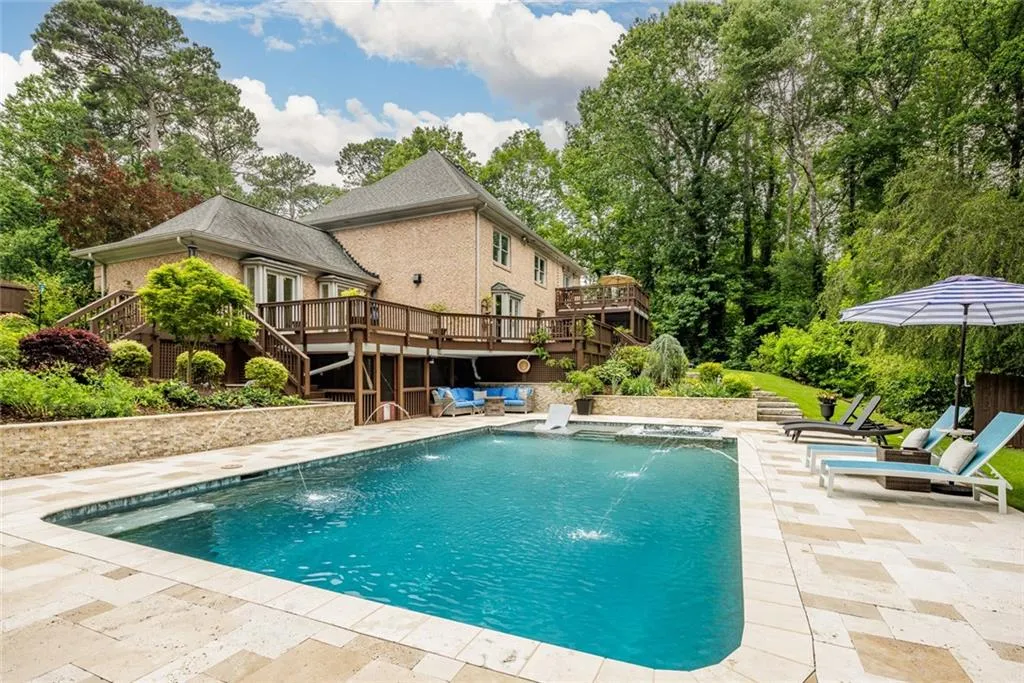 8220 Tynecastle Drive, Sandy Springs, Georgia 30350, 5 Bedrooms Bedrooms, ,4 BathroomsBathrooms,Residential,Sold,8220 Tynecastle Drive,7268284