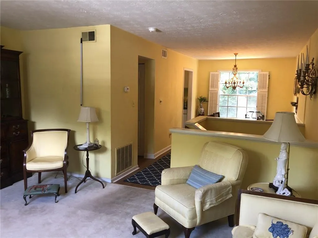 6608 Park Avenue Unit 6608, Sandy Springs, Georgia 30342, 3 Bedrooms Bedrooms, ,1 BathroomBathrooms,Residential,Sold,6608 Park Avenue Unit 6608,6747291